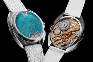 Century Paillonné Jumping Hours "Golden Snow Emerald"